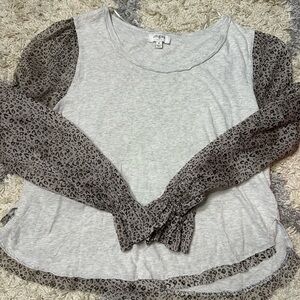 Umgee Light Gray Top with Leopard Print Sleeves